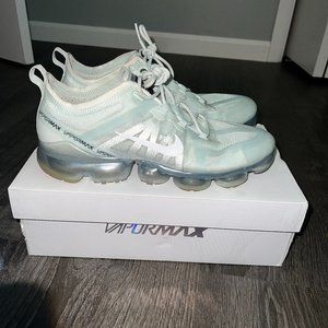 Nike Air Vapormax 2019 Size 9